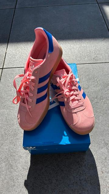 Adidas Gazelle Semi Pink Spark - Maat 42 2/3 - Nieuw! beschikbaar voor biedingen