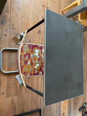 Gispen Stijl Bureau / Tafel - 126 bij 76, 73,5 hoog beschikbaar voor biedingen