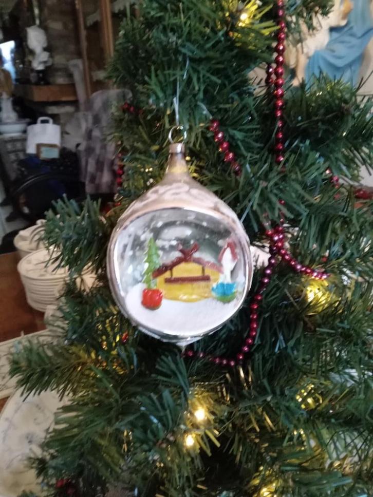 glazen kerstbal model diorama bal kerstkribje, Diversen, Kerst, Gebruikt, Ophalen of Verzenden