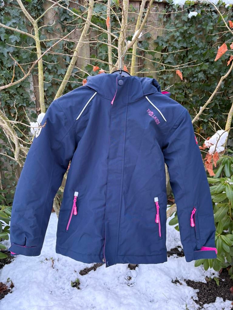 Wintersportjas/ ski jack donkerblauw, maat 140 van Trollkids, Ophalen of Verzenden, Zo goed als nieuw, Jongen of Meisje, Jas