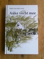 Auke vecht mee,  door Sipke van der Land, Ophalen of Verzenden, Zo goed als nieuw