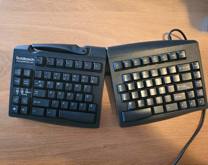 Ergonomisch GOLDTOUCH toetsenbord (KeyOvation SKR-4200U), Computers en Software, Toetsenborden, Zo goed als nieuw, Qwerty, Bedraad