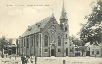 (386-281-001) Tholen Markt Roomsch Kathol Kerk beschikbaar voor biedingen