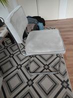 4 stoelen aliminium frame licht warm grijs kleur.., Huis en Inrichting, Stoelen, Ophalen of Verzenden, Zo goed als nieuw, Vier