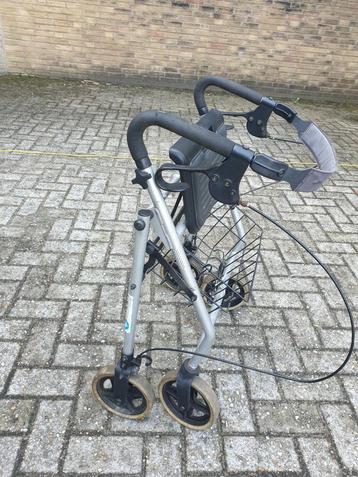 Werkende gebruikte rollator beschikbaar voor biedingen