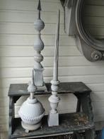 2 antieke FRANSE ZINKEN PINAKELS / pinakel, DAKORNAMENT, Ophalen