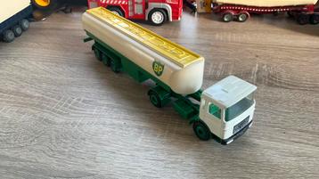 M.A.N tankwagen Conrad 1:50 in  redelijke staat, geen doos beschikbaar voor biedingen