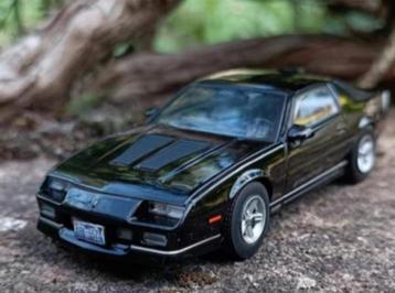 Chevrolet Camaro IROC-Z 1986 schaal 1/43 American cars # 62 beschikbaar voor biedingen
