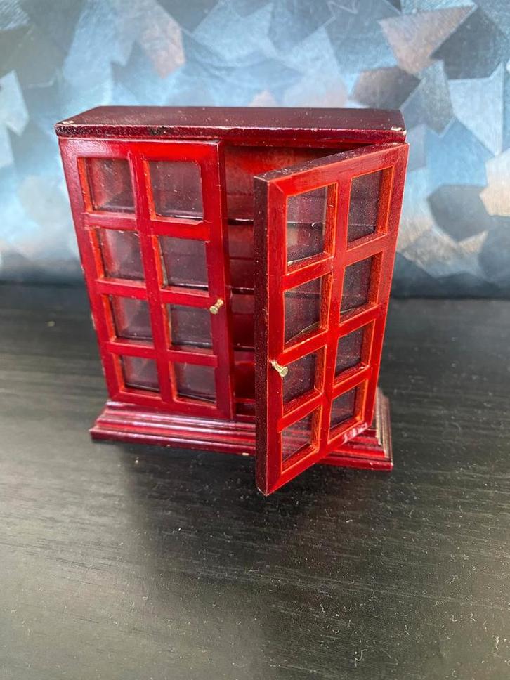 Poppenhuis kasten, klok, ledikant enz., Verzamelen, Poppenhuizen en Toebehoren, Zo goed als nieuw, Decoratie, Ophalen of Verzenden