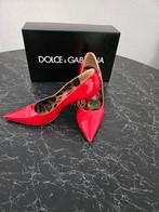 Dolce & Gabbana pumps, Ophalen of Verzenden, Zo goed als nieuw, Rood