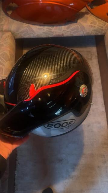 Boxer helm carbon beschikbaar voor biedingen