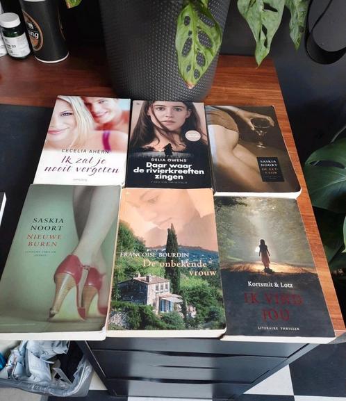 Boekenpakket diverse auteurs, Boeken, Thrillers, Gelezen, Nederland, Ophalen of Verzenden
