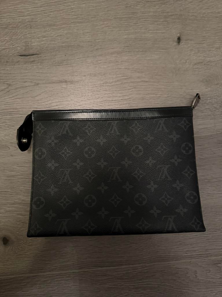 Louis Vuitton Pochette Voyage MM, Ophalen of Verzenden