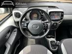 Toyota Aygo 1.0 VVT-i x-play |Led|CruiseControl|Camera|Airco, Voorwielaandrijving, Gebruikt, Euro 6, 4 stoelen