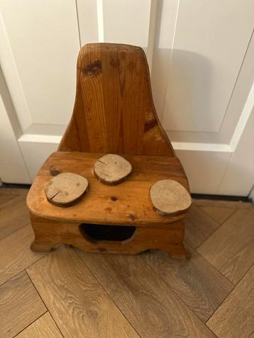 Houten Keuken (Vrije School) - Speelkeuken beschikbaar voor biedingen