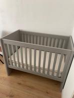 Commode + ledikant, Ophalen, Zo goed als nieuw, Jongetje of Meisje
