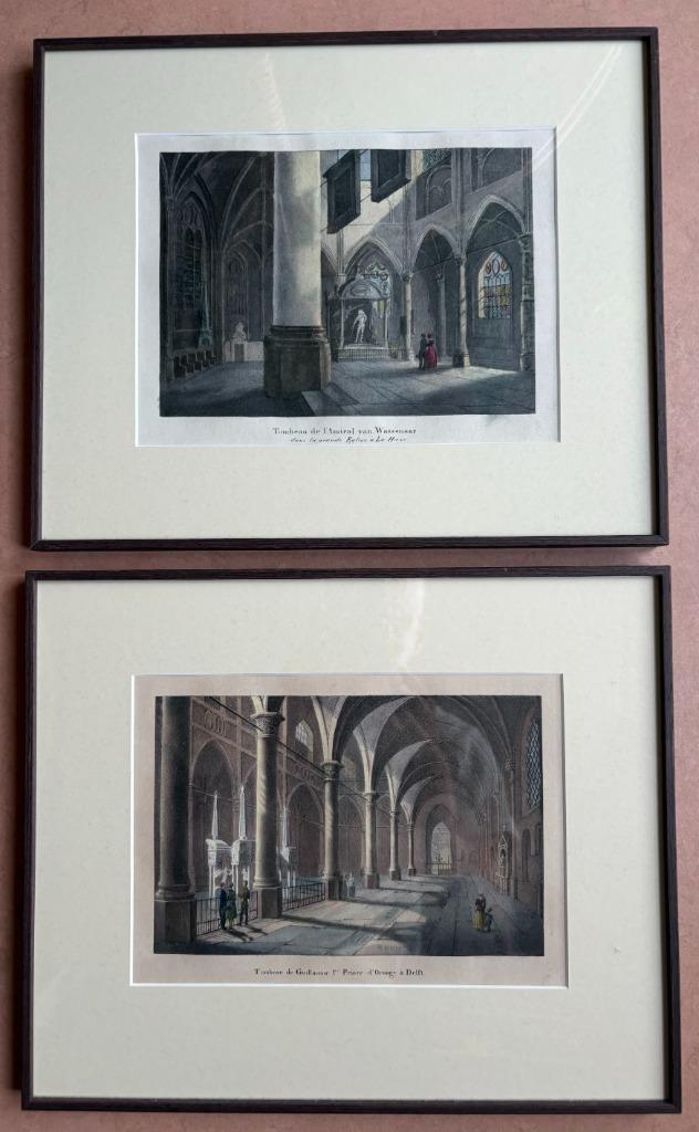 Twee fraaie gravures van kerkinterieurs en praalgraven, Antiek en Kunst, Kunst | Etsen en Gravures, Ophalen of Verzenden