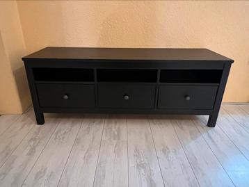 IKEA Hemnes TV Meubel TV Stand   beschikbaar voor biedingen