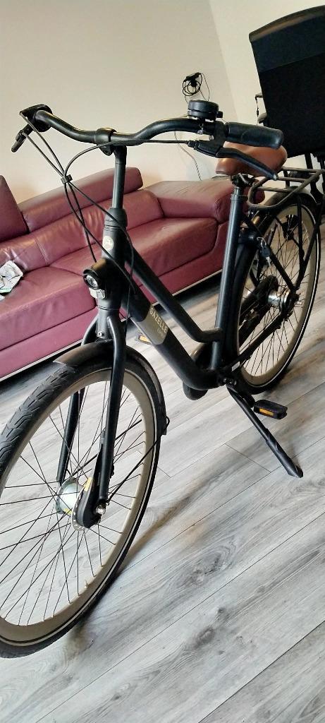 TEKOOP GAZELLE ESPRIT MAT ZWART..T3 MAART 2023, Fietsen en Brommers, Fietsen | Dames | Damesfietsen, Zo goed als nieuw, Gazelle