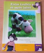Kleine Knuffels en Aapjes Haken - Christel Krukkert - 2013, Christel Krukkert, Gebruikt, Ophalen of Verzenden, Patroon of Boek
