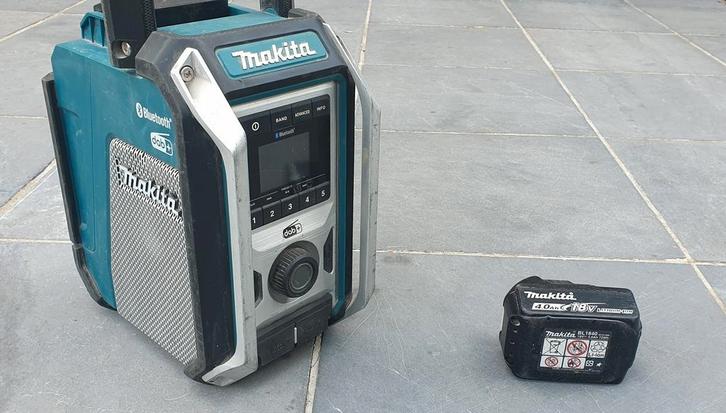 Makita DMR115 Bouwradio - DAB+, Bluetooth, USB, Audio, Tv en Foto, Radio's, Gebruikt, Bouwradio, Ophalen of Verzenden