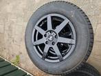 Winterbanden set Dacia Duster 2023, Auto-onderdelen, Banden en Velgen, Ophalen, 215 mm, 16 inch, Banden en Velgen