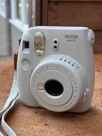Fujifilm instax mini 9 Smokey white, Ophalen of Verzenden, Zo goed als nieuw, Polaroid, Fuji