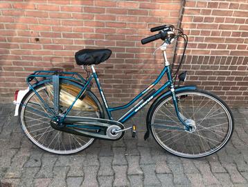 Te koop een nette Batavus Locarno damesfiets / stationsfiets beschikbaar voor biedingen