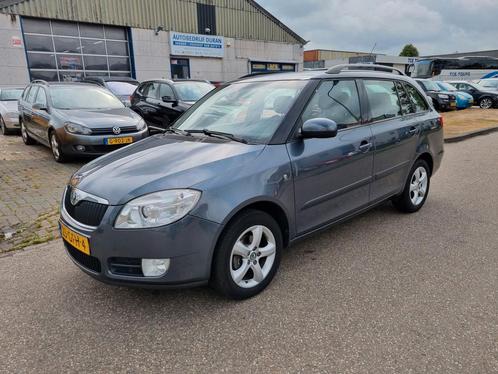 Skoda Fabia Combi 1.6-16V Sport Airco Bj:2008 NAP!, Auto's, Skoda, Bedrijf, Te koop, Fabia, ABS, Airbags, Airconditioning, Boordcomputer