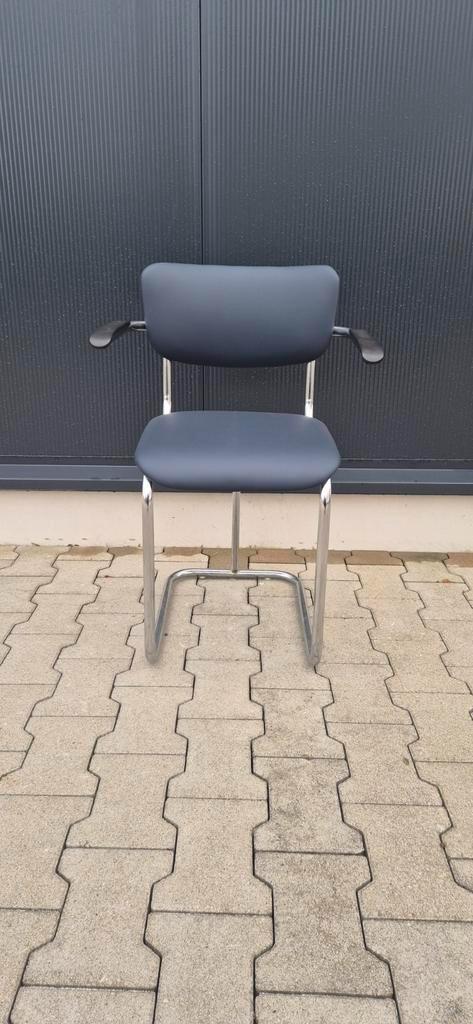 Gispen de wit stoel, Huis en Inrichting, Fauteuils, Gebruikt, Leer, 50 tot 75 cm, 75 tot 100 cm, Ophalen