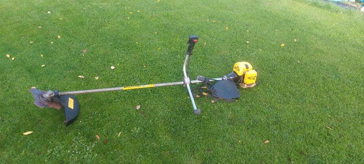 McCULLOCH Bosmaaier, Tuin en Terras, Bosmaaiers, Zo goed als nieuw, Benzine, Ophalen