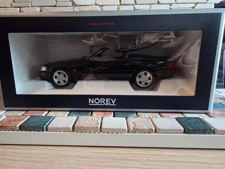 Mercedes SL 500 1999 1:18 Norev, Hobby en Vrije tijd, Modelauto's | 1:18, Zo goed als nieuw, Auto, Norev, Ophalen