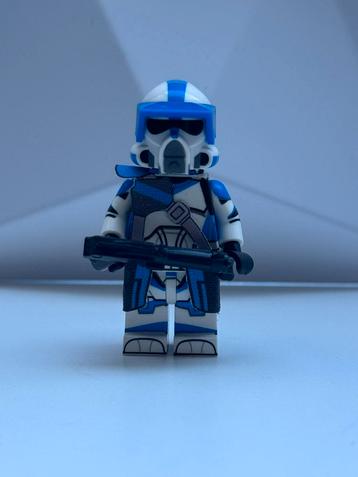 LEGO Clone Army Customs 212th Blue Corps ARF trooper beschikbaar voor biedingen