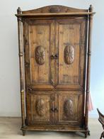 Antique Wooden Cabinet/Armoire, Antiek en Kunst, Ophalen