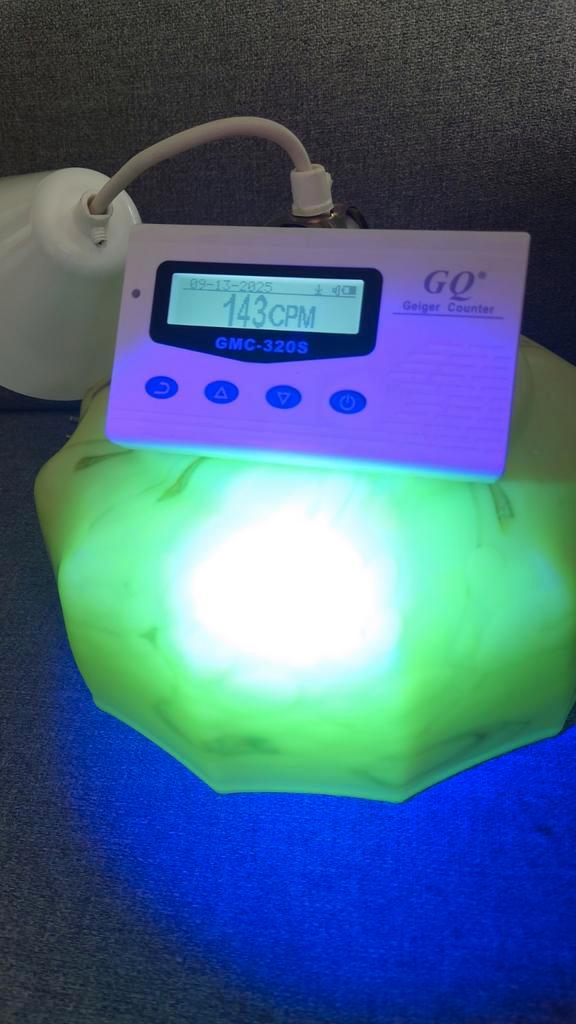 Uranium glazen lamp, Huis en Inrichting, Lampen | Overige, Gebruikt, Ophalen of Verzenden
