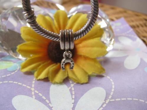 Pandora bedel P192 = hoefijzer * horse shoe * GELUK, Sieraden, Tassen en Uiterlijk, Bedels, Zo goed als nieuw, Pandora, Zilver