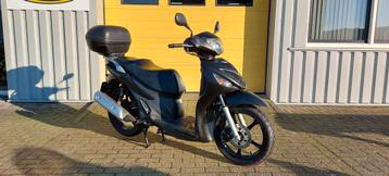 SUZUKI UX 150 (bj 2009) beschikbaar voor biedingen