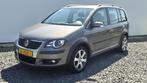 Volkswagen Touran 1.4 TSI Cross Automaat, Euro 5, Stof, Gebruikt, 1532 kg