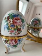 Vintage Fabergé ei (middelgroot), Antiek en Kunst, Antiek | Porselein, Ophalen of Verzenden