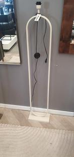 Jamiri creme vloerlamp, Ophalen, Zo goed als nieuw, Metaal, Minder dan 100 cm