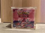 Pokémon - Fusion Strike Booster Box - Mint, Ophalen of Verzenden, Zo goed als nieuw, Boosterbox