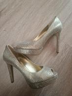 Michael Kors pumps maat 38,5, Kleding | Dames, Schoenen, Ophalen of Verzenden, Zo goed als nieuw, Zwart