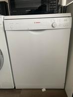 Bosch losstaande vaatwasser wit zgan, Ophalen, Zo goed als nieuw, Minder dan 85 cm