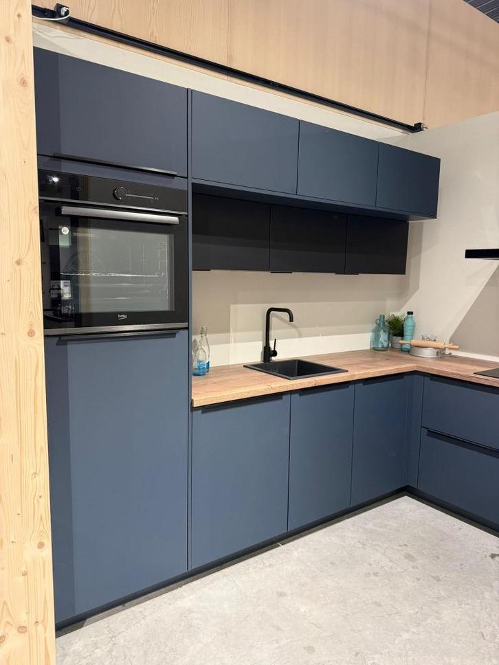 Fjord blauw showroom uitverkoop, Huis en Inrichting, Keuken | Complete keukens, Nieuw, Overige typen, Kunststof, Ophalen