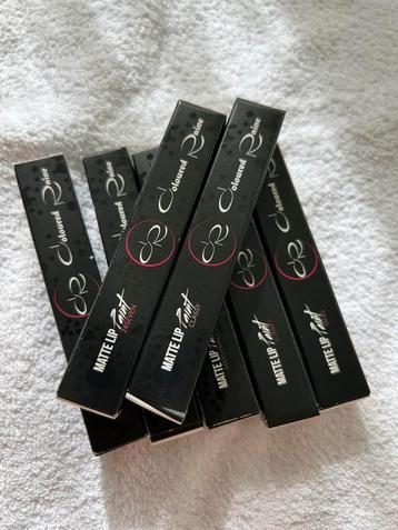 Coloured Raine Matte Lip Paint Lipstick - diverse kleuren beschikbaar voor biedingen