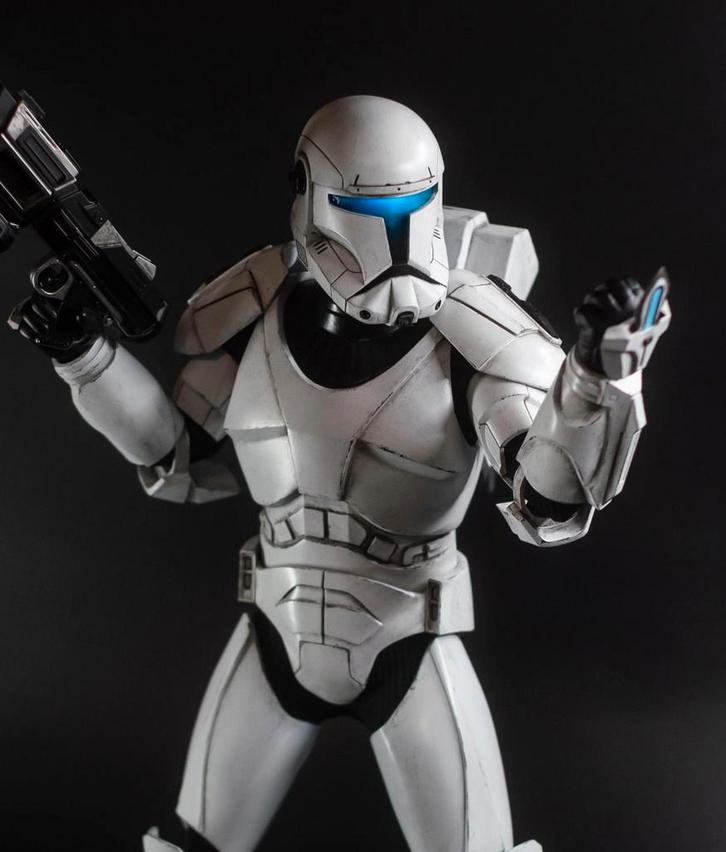 Hot Toys Star Wars Clone Commando custom 1/6 LED light up, Verzamelen, Star Wars, Zo goed als nieuw, Actiefiguurtje, Ophalen of Verzenden