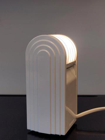 Vintage lampje Arco Lumiance Chris Hiemstra Memphis stijl beschikbaar voor biedingen