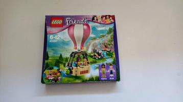 Lego friends 41097 beschikbaar voor biedingen