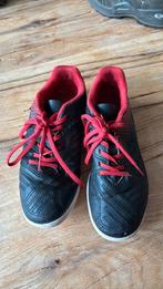 Voetbalschoenen kipsta maat 32, Maat XS of kleiner, Ophalen, Zo goed als nieuw, Schoenen