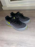 Nike Air Sneakers Grijs/Neon, Ophalen, Gedragen, Sneakers of Gympen